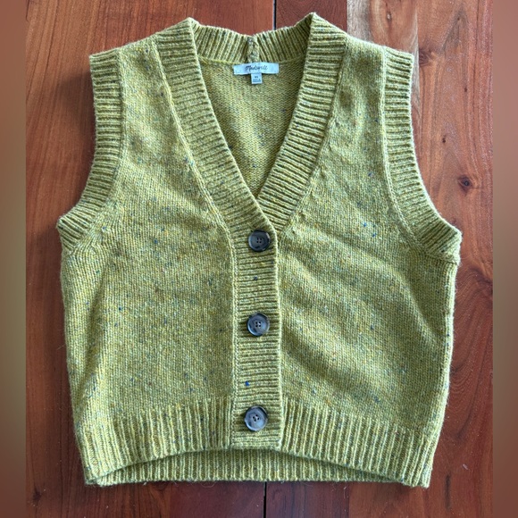 Madewell Sweaters - Madewell Mustard Yellow Sweater Knit Button Front Vest
